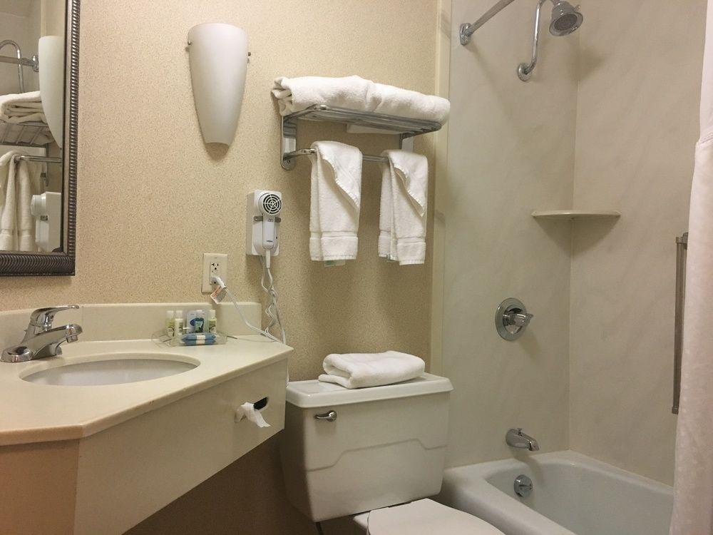 Quality Inn Oneonta Cooperstown Area Exteriör bild