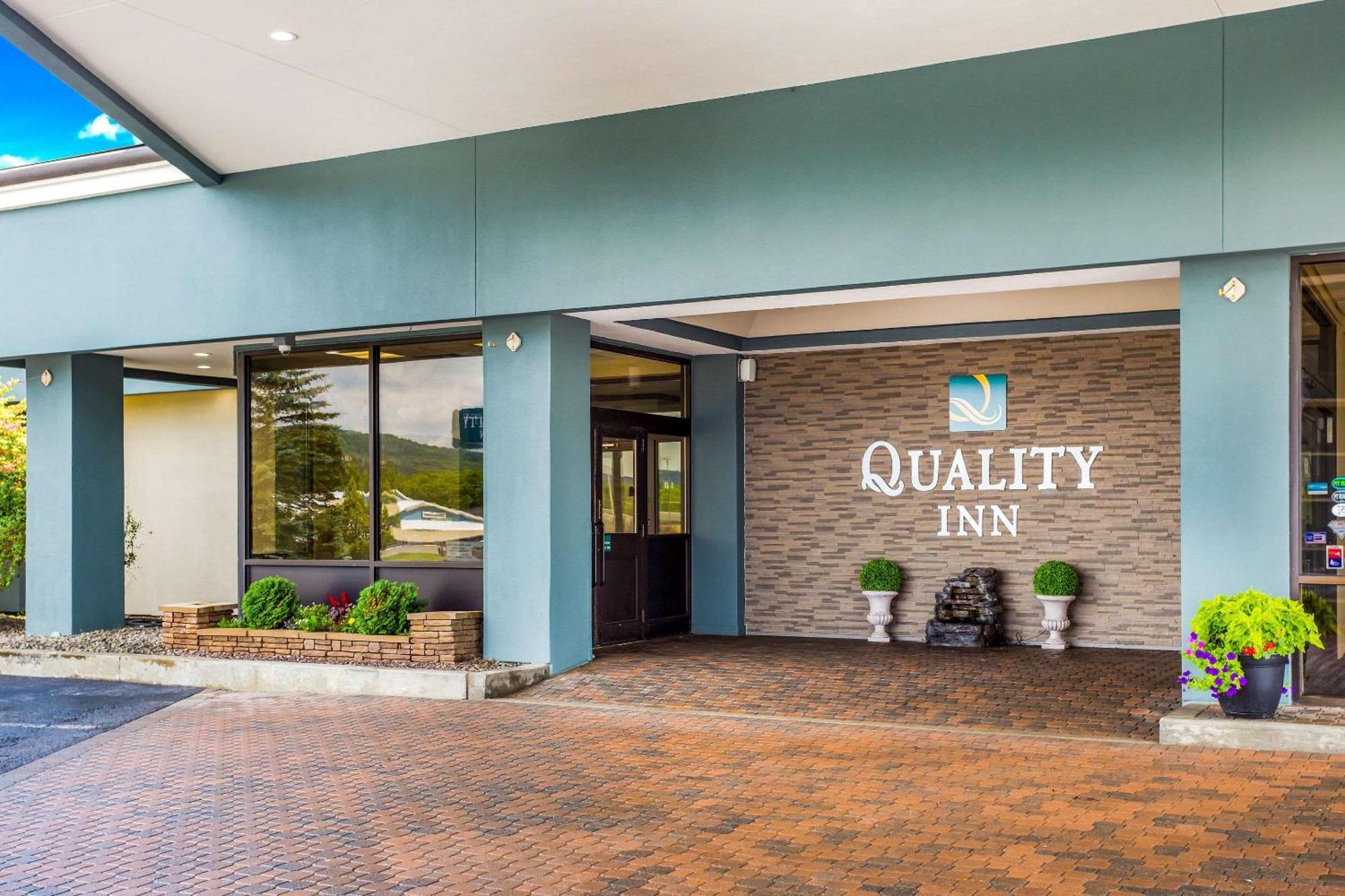 Quality Inn Oneonta Cooperstown Area Exteriör bild