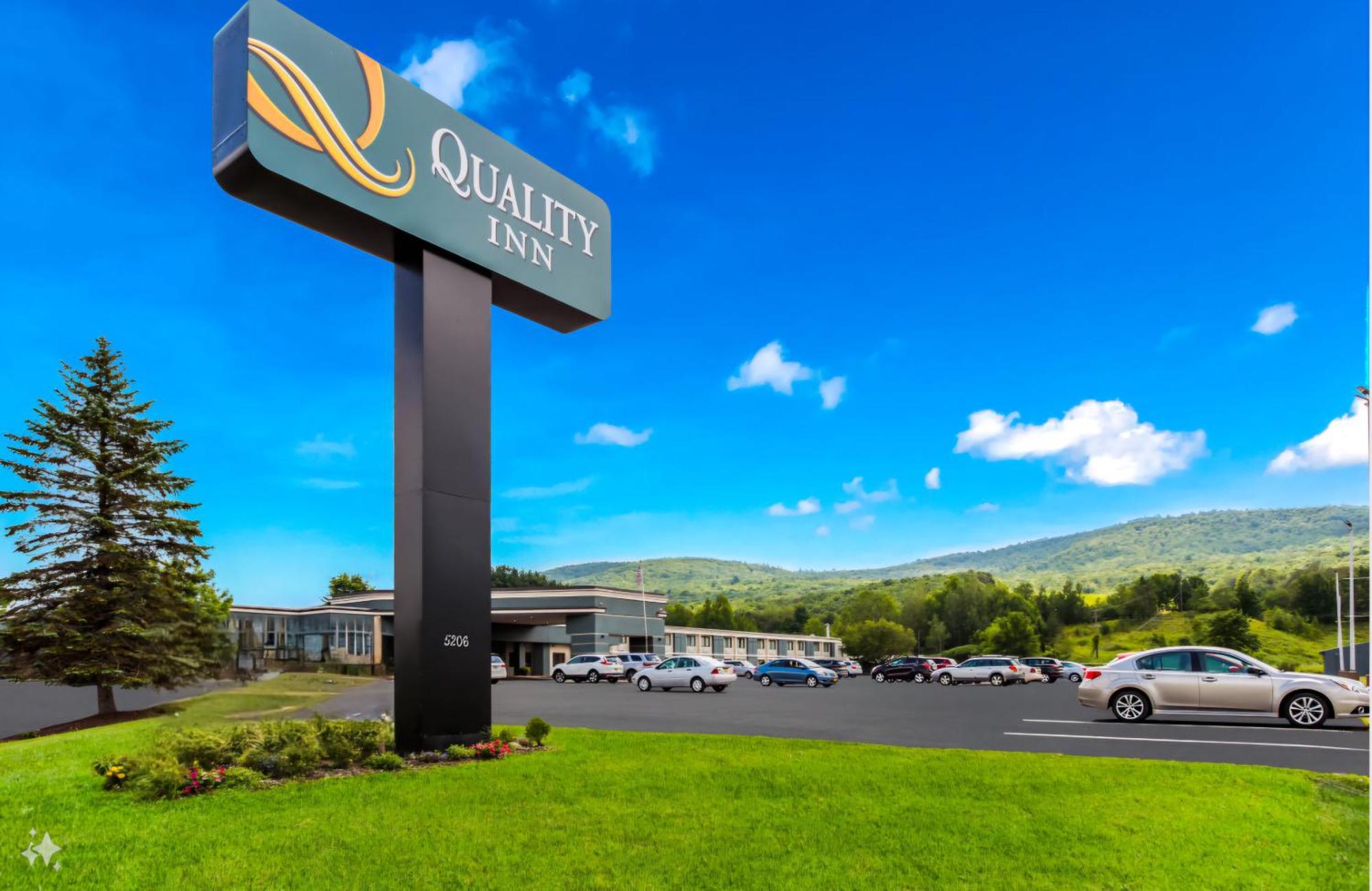 Quality Inn Oneonta Cooperstown Area Exteriör bild
